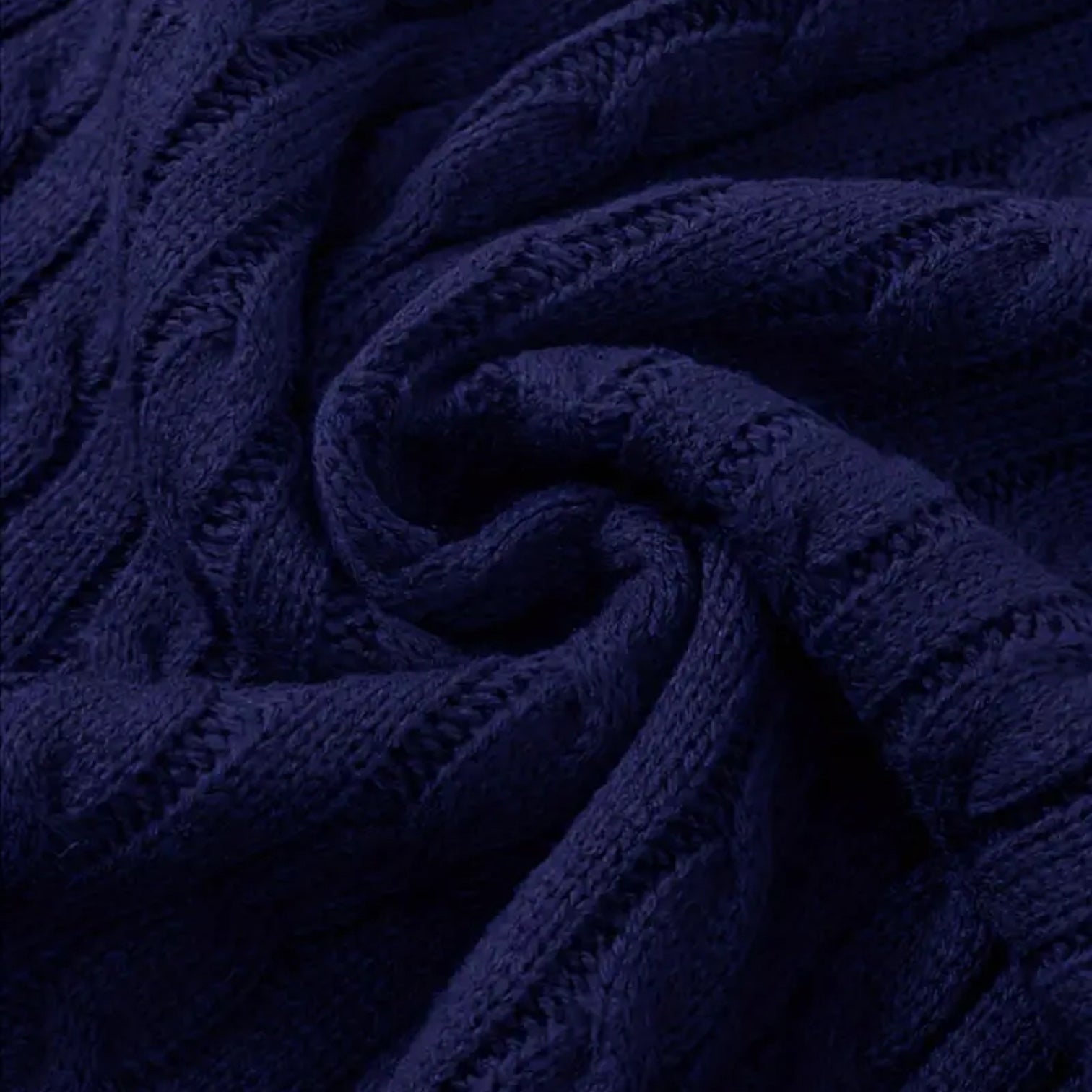 Pull en maille torsadée pour homme – Col rond classique