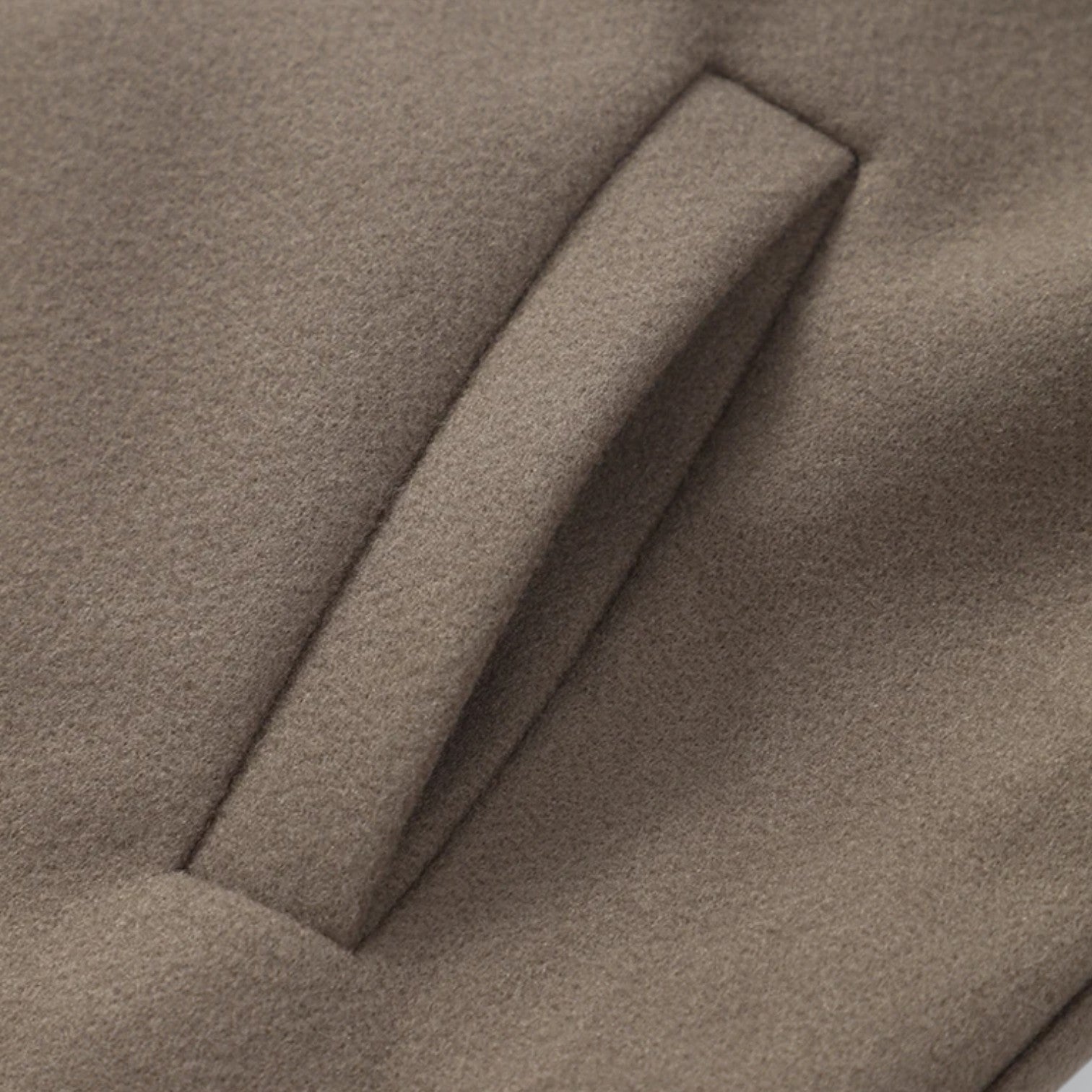 Manteau court pour femme jusqu'aux hanches