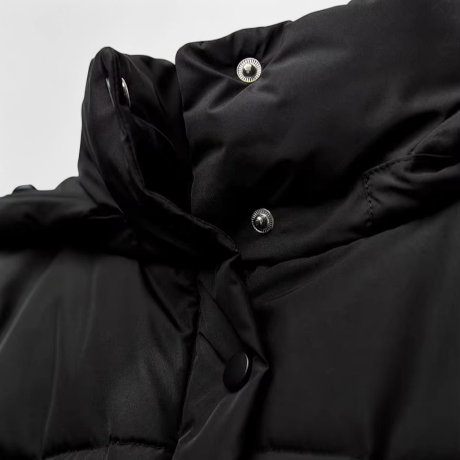 Doudoune courte pour femme à capuche