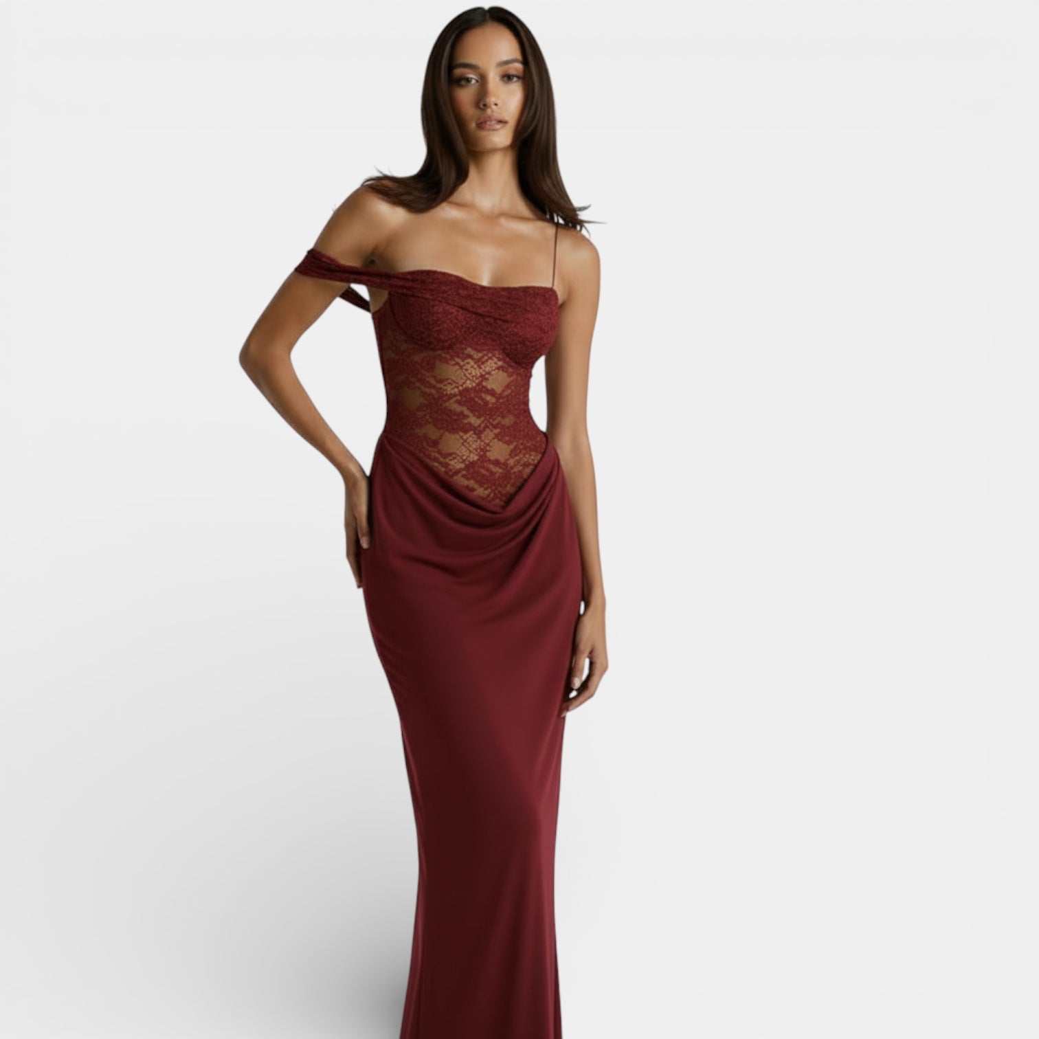 Robe de soirée en dentelle avec corsage – robe maxi drapée à épaules dénudées