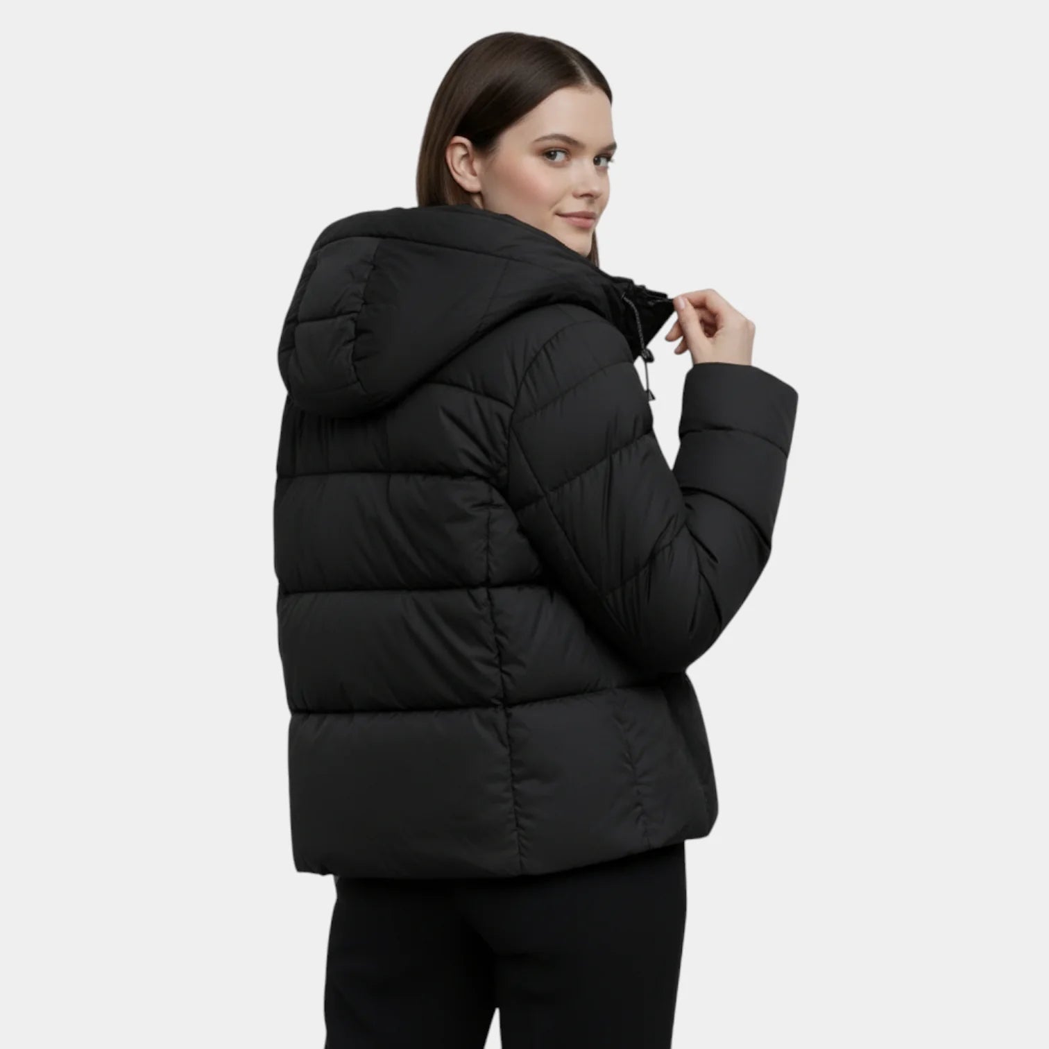 Veste matelassée à capuche pour femme – coupe courte