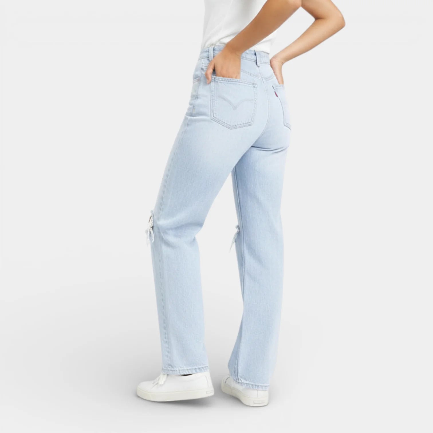 Jean droit pour femmes, délavé, genoux usés, coupe décontractée