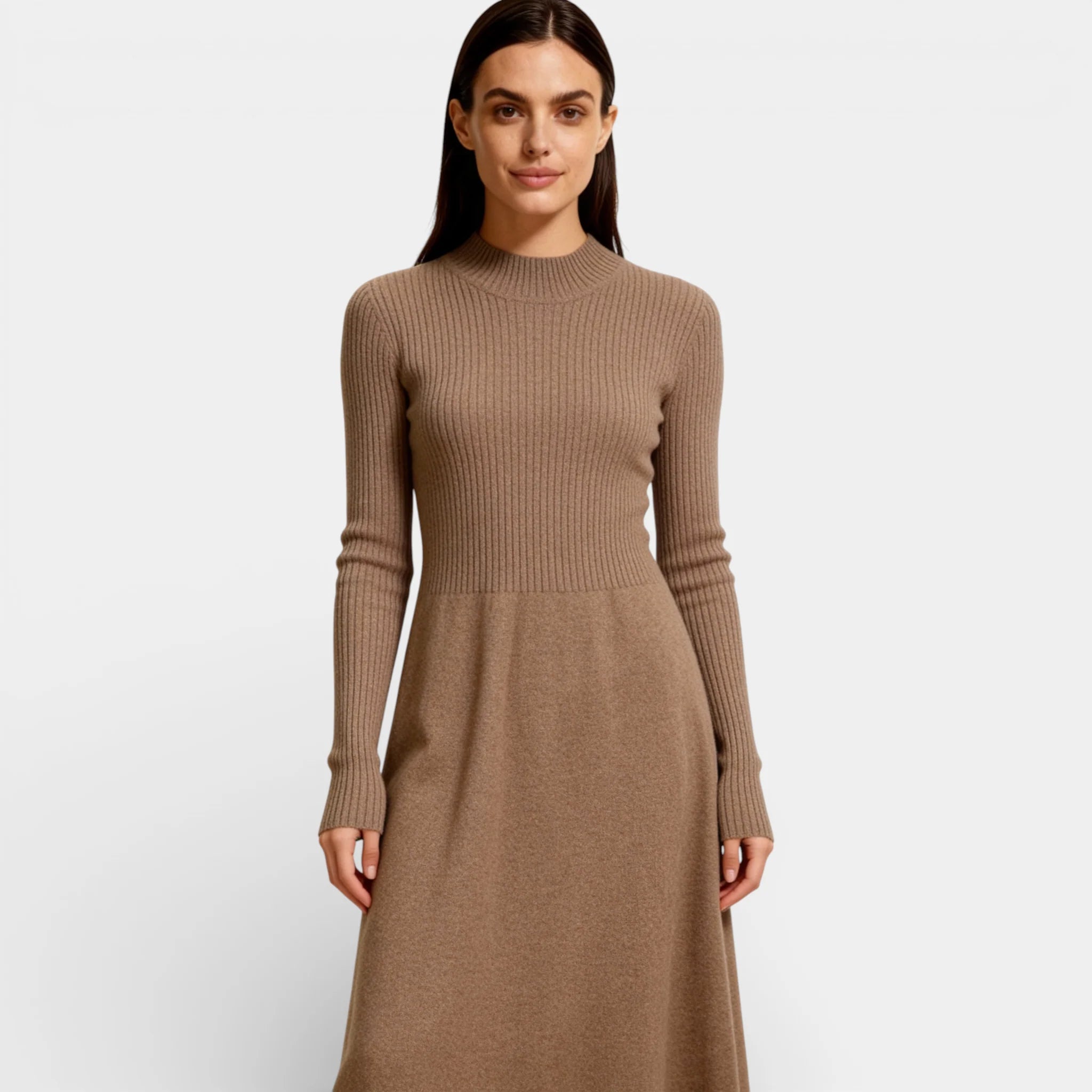 Robe-pull en cachemire et laine mérinos pour femme – col montant